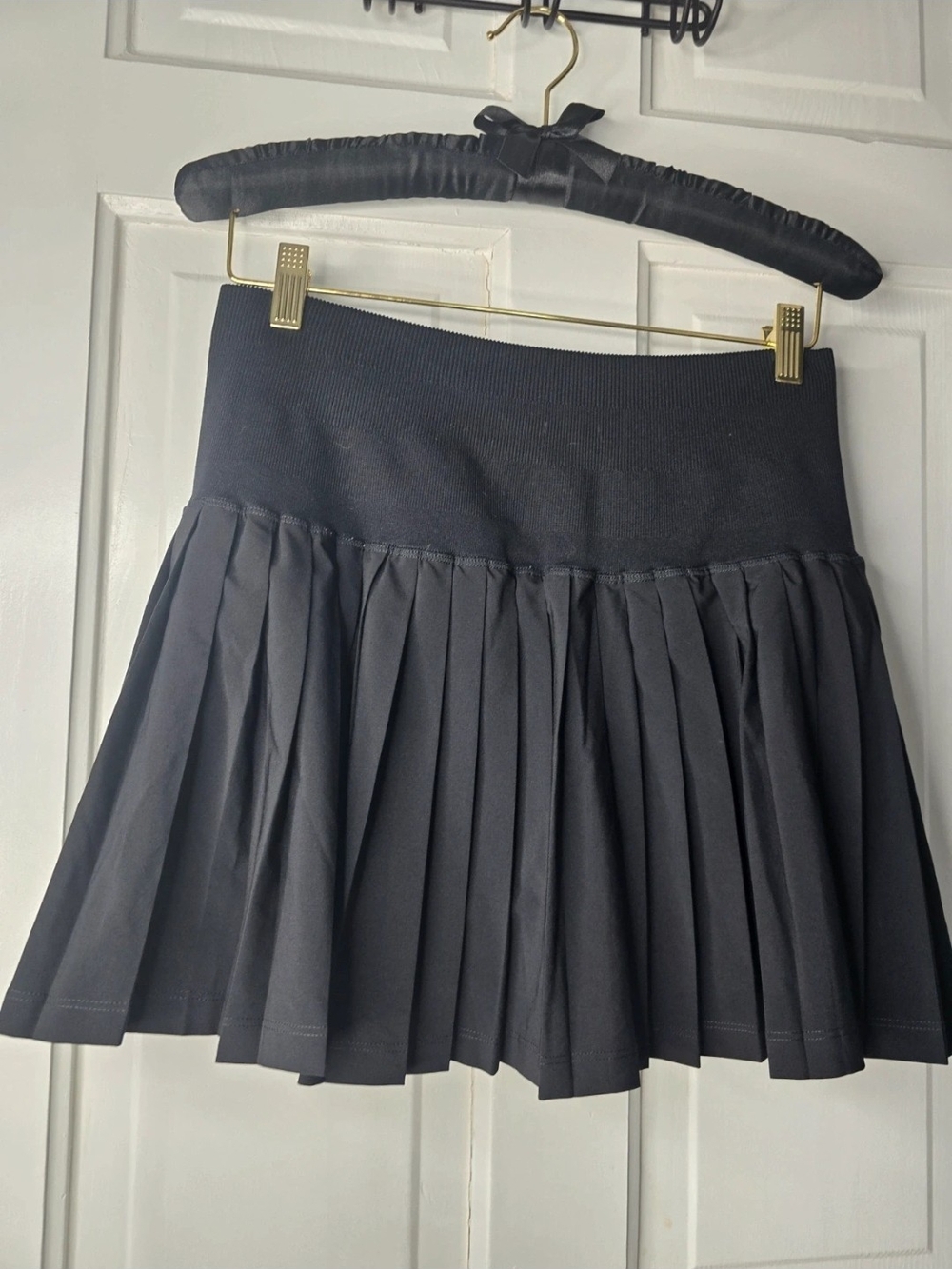 JoyLab Black Pleated Mini Skirt with Wide Elastic Waistband